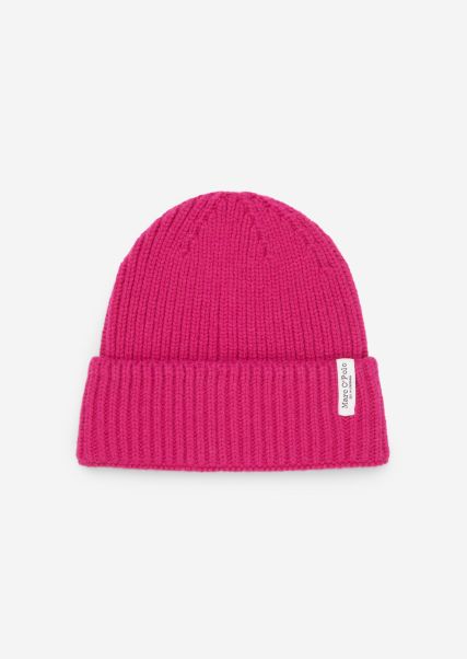 Bargain Women Wool Vibrant Pink Knitted Cap Made From Soft Virgin Wool Mix