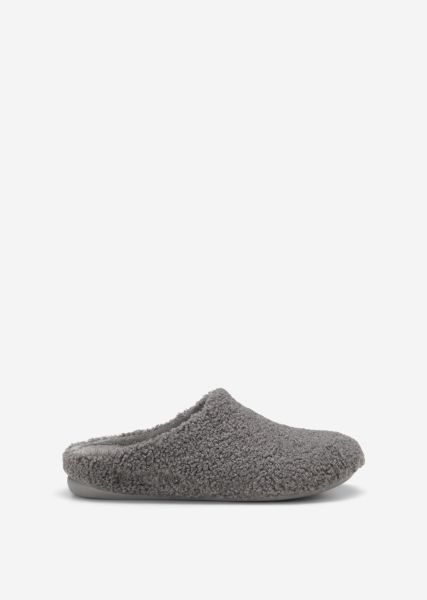 Slippers Women Dark Grey Solid Slippers Made From Recycled Polyester