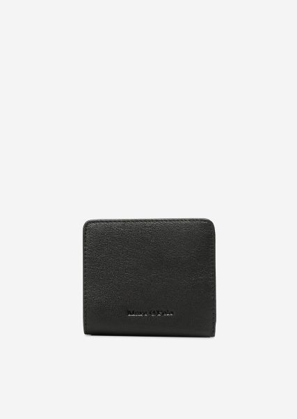 Wallet Made Of High-Quality Leather Material Black Vivid Accessories Men